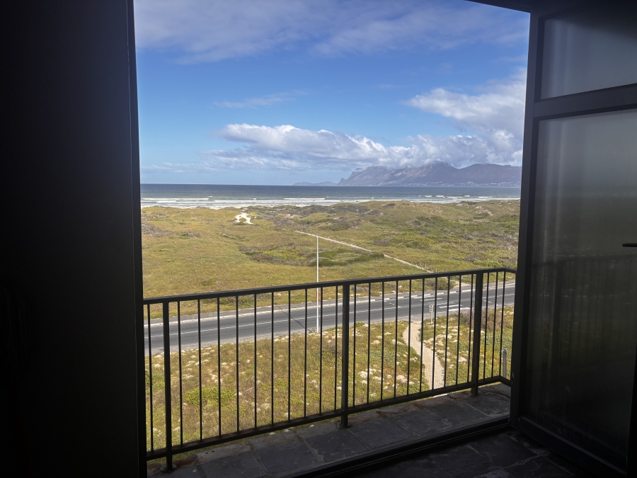 To Let 1 Bedroom Property for Rent in Muizenberg Western Cape